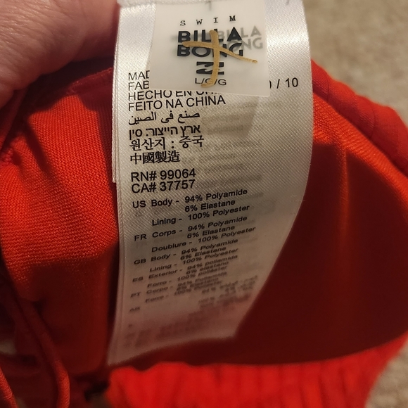 Billabong Red Ribbed Bikini - Picture 4 of 7